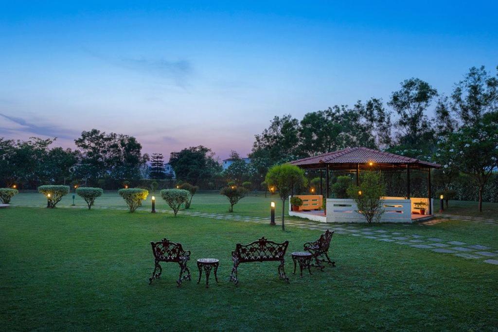 Naturoville Wellness Resort Rishikesh - Surrounded By Nature, Rooted In Wellness Doiwala Екстер'єр фото